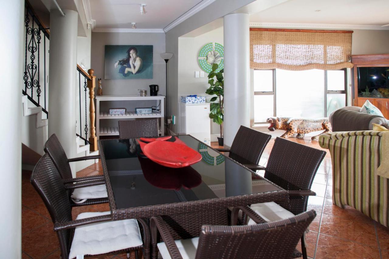 Fly Me To The Moon Guesthouse موسيلباي المظهر الخارجي الصورة